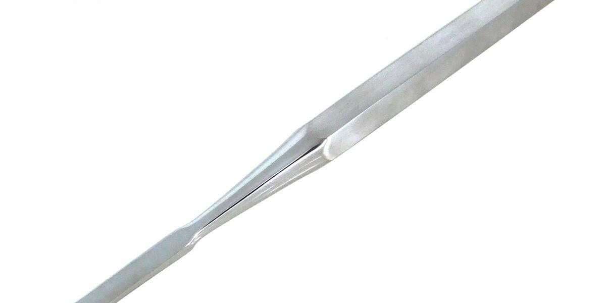 Is fangda-tools Steel Chisel Suitable for Professional Workshops?